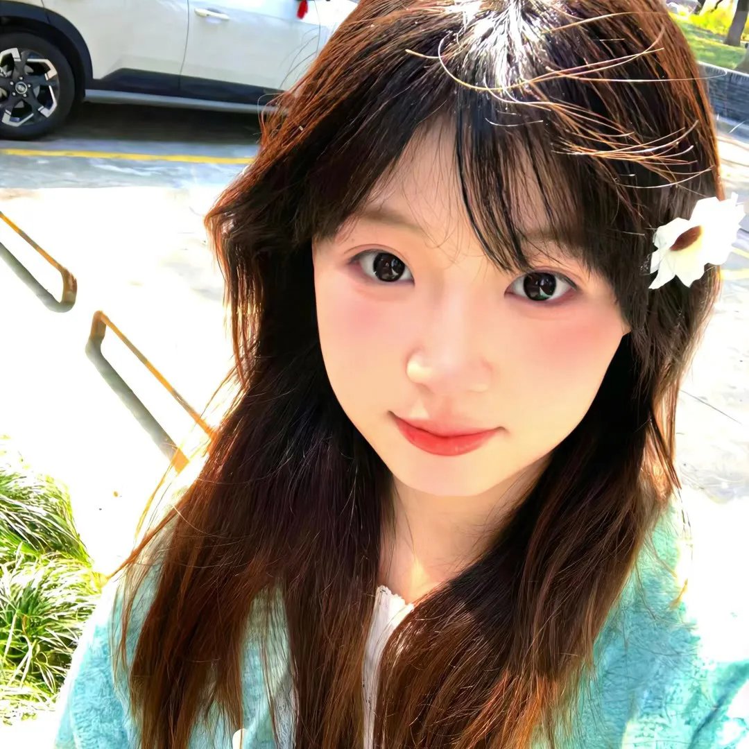 叻女外星人寻求共同体